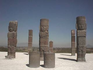 トゥーラ（メキシコ）：世界各国の遺跡より